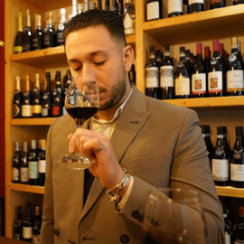 Facile degustazione di vini nel centro di Torino
