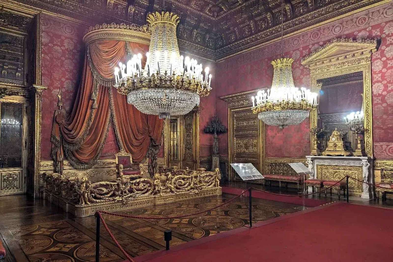 Torino: Trono Reale Barocco e Cappella della Sindone + e-book