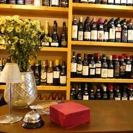 Facile degustazione di vini nel centro di Torino
