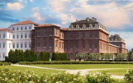 Turin: Reggia di Venaria, guided tour and transportation from the city center