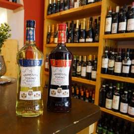Degustazione facile di vermouth nel centro di Torino