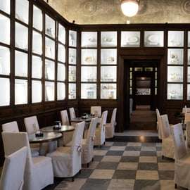 Merenda Reale a Torino: cioccolata e biscotti a Palazzo Reale