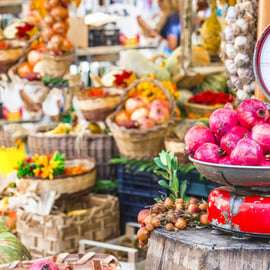 Torino: Tour del mercato e pranzo/cena a casa di una Cesarina