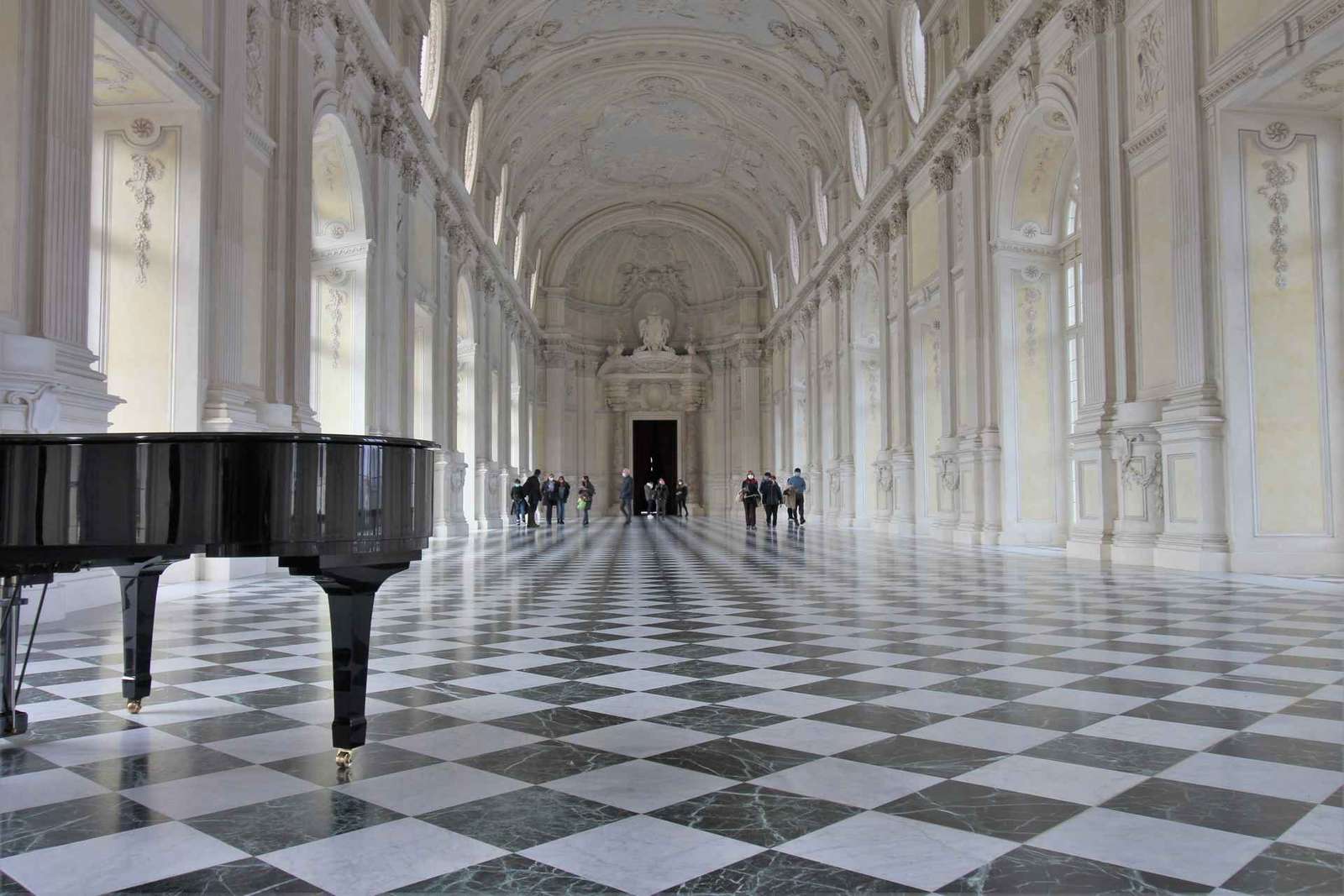 Biglietto d'ingresso alla Venaria Reale e tour in autobus hop-on hop-off