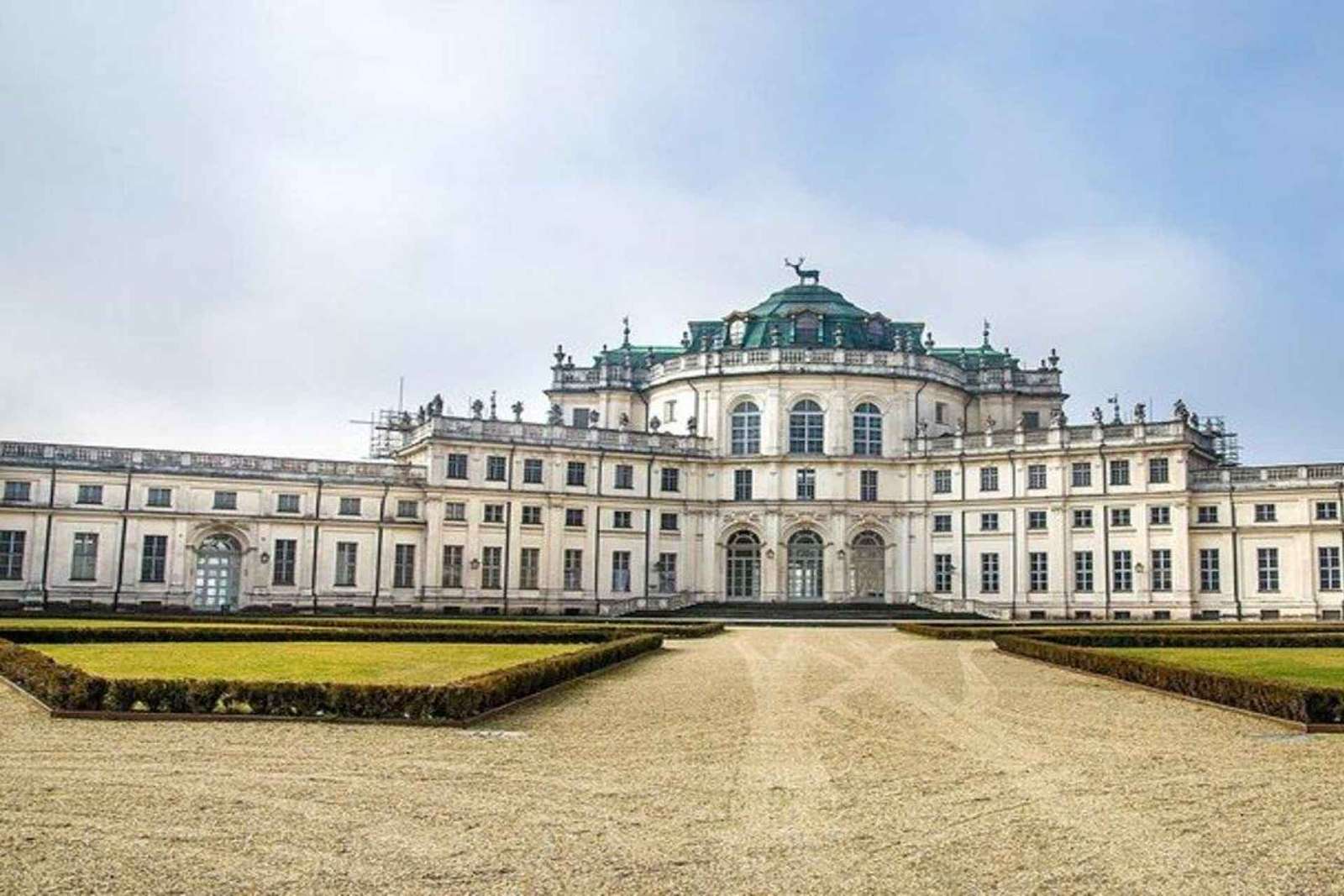 Tour a Stupinigi e alla Sacra di San Michele con guida