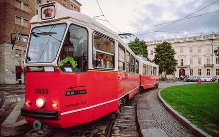 Tram ristorante a Torino: menù a più portate su un tram d'epoca