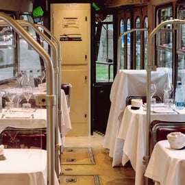 Tram ristorante a Torino: menù a più portate su un tram d'epoca