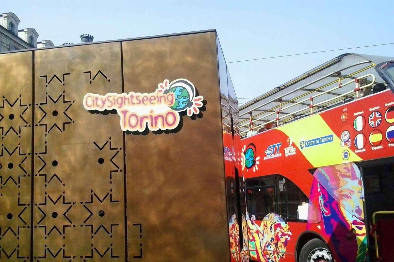 Biglietto Museo del Cinema e bus hop-on hop-off a Torino