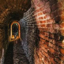 Tour della Torino sotterranea: tunnel e rifugio bellico