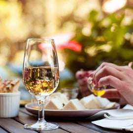 Degustazione di olio, vino e formaggi nel centro di Torino