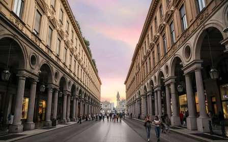 Tour a piedi nel centro storico di Torino e Palazzo Reale