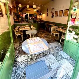 Vegan pizza proeven bij Nonna Cleme in Turijn